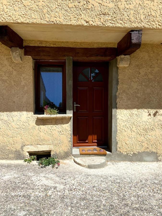 Апартаменты A L'Ombre Du Geant De Provence Mormoiron Экстерьер фото